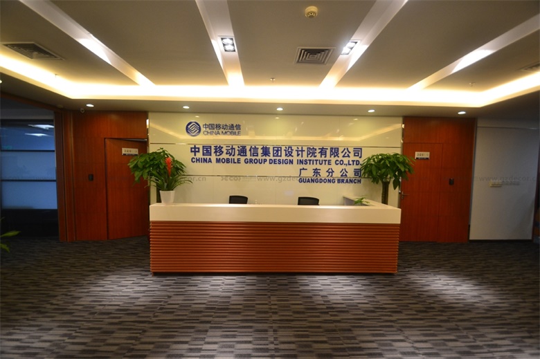 普通寫字樓設(shè)計(jì)的標(biāo)準(zhǔn)層面積通常是多少？